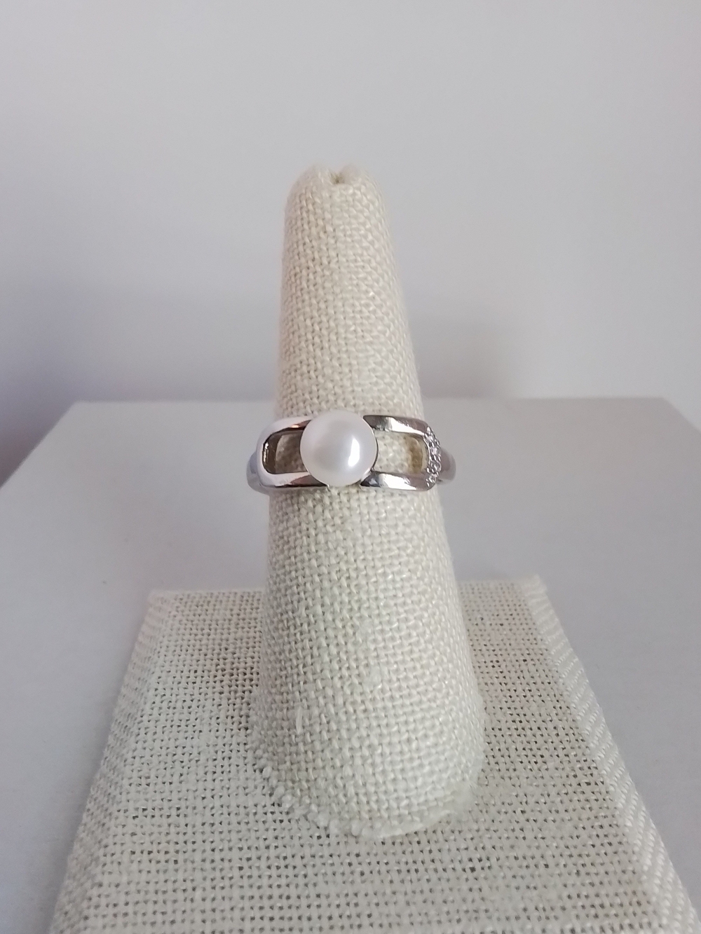 Classic Freshwater Pearl Adjustable Ring - White Pearl